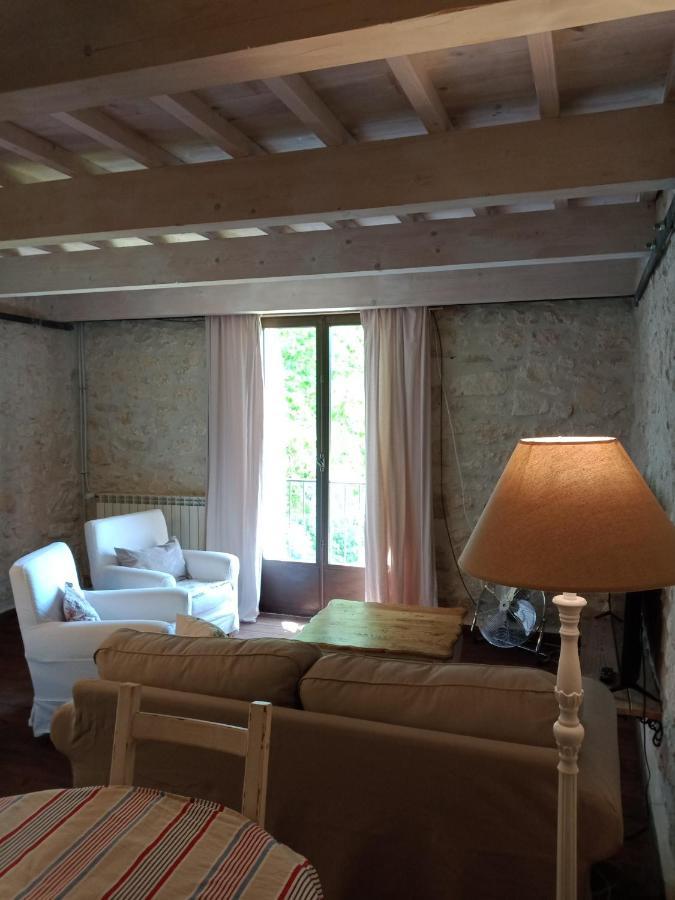 Mas De Karlotte Apartment Pernes-les-Fontaines Exterior foto